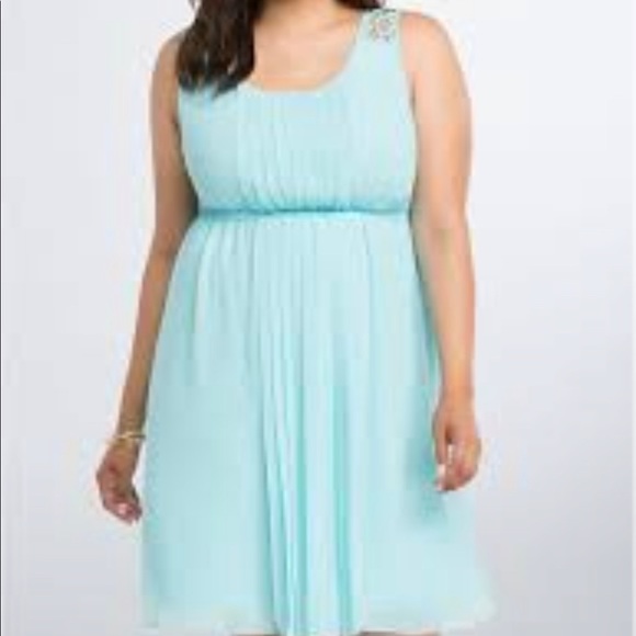 Torrid pleated and lattice dress - Picture 4 of 4